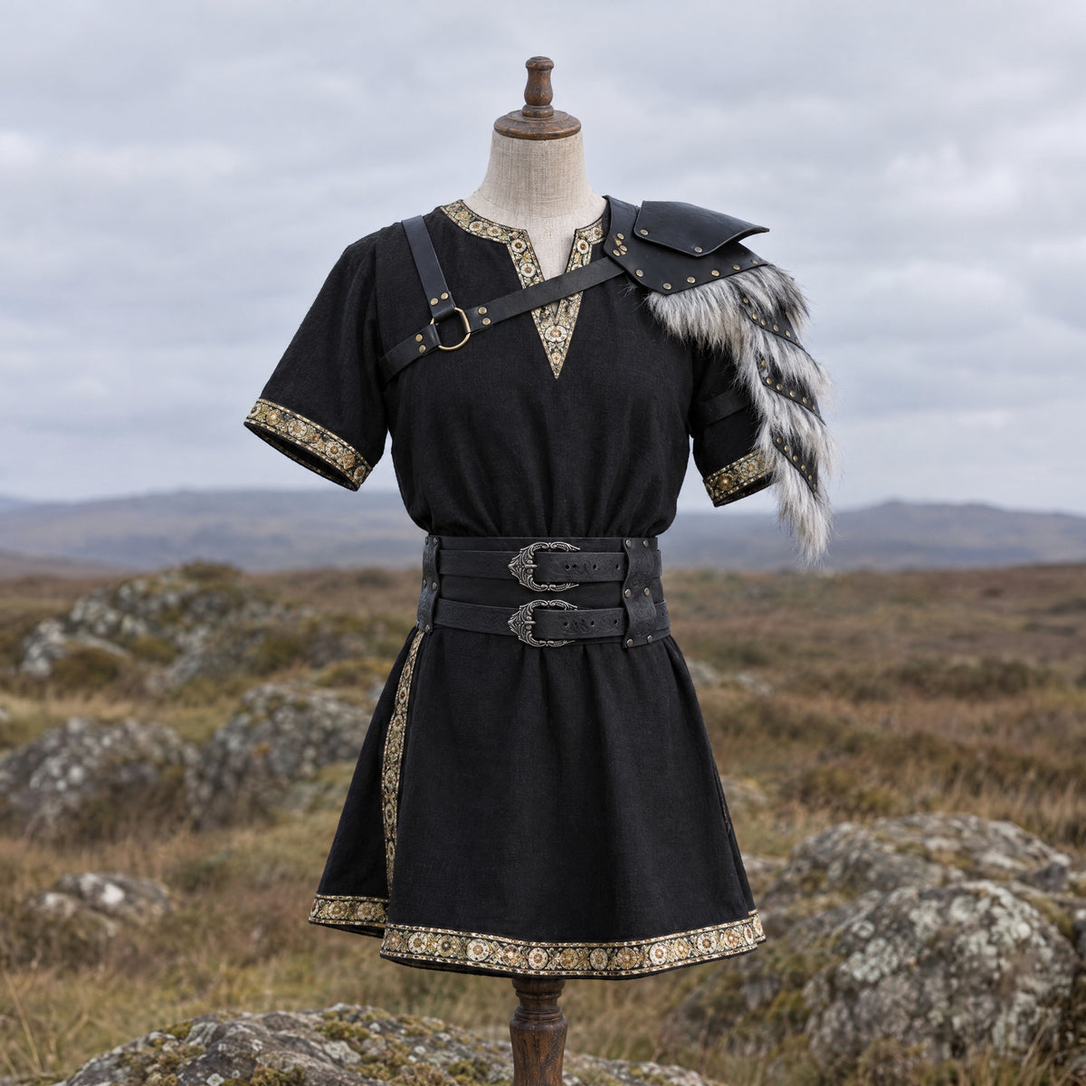 Buckled fur-trim pauldron in a complete dark warrior outfit, on a dress form