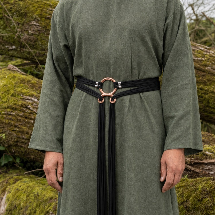 Multi-cord ring belt on a wearer, showing the 8 cm ring at the waist