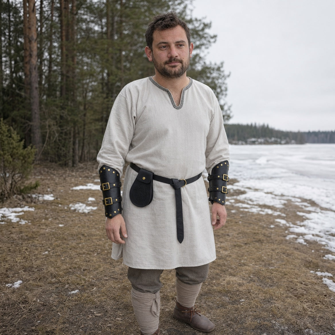 Black Viking belt, pouch and bracers set, three-quarter view